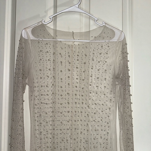 Pearl Cover-up Dress - Picture 6 of 10